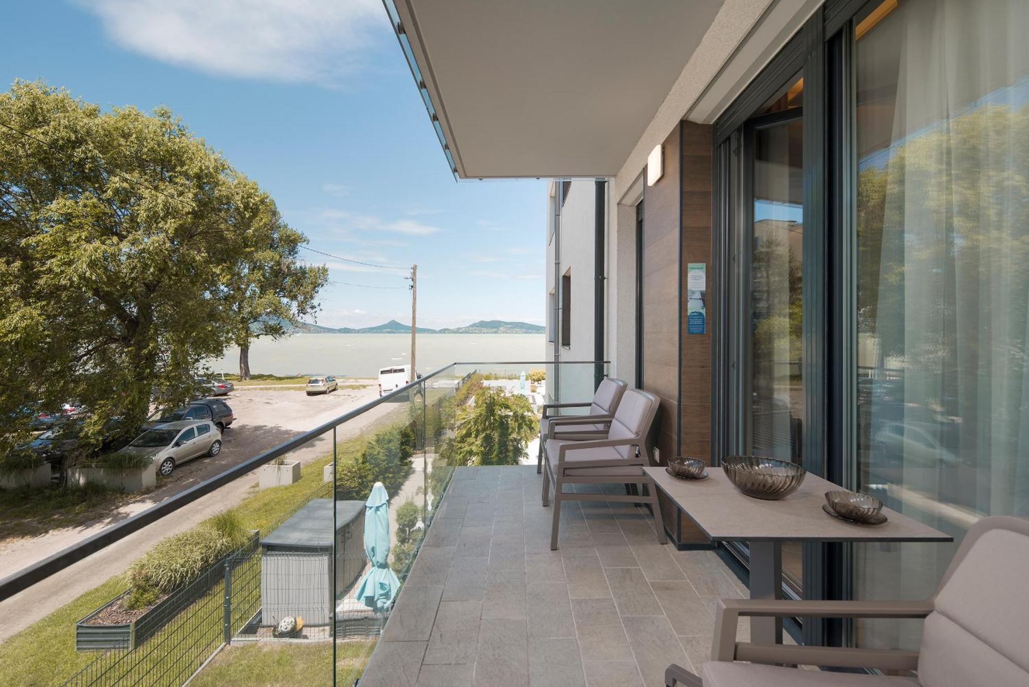 Sunset Resort - Lakeside Apartment Fonyód Δωμάτιο φωτογραφία