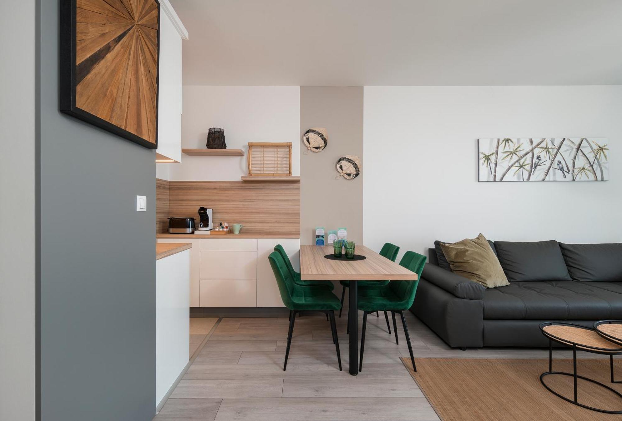 Sunset Resort - Lakeside Apartment Fonyód Δωμάτιο φωτογραφία