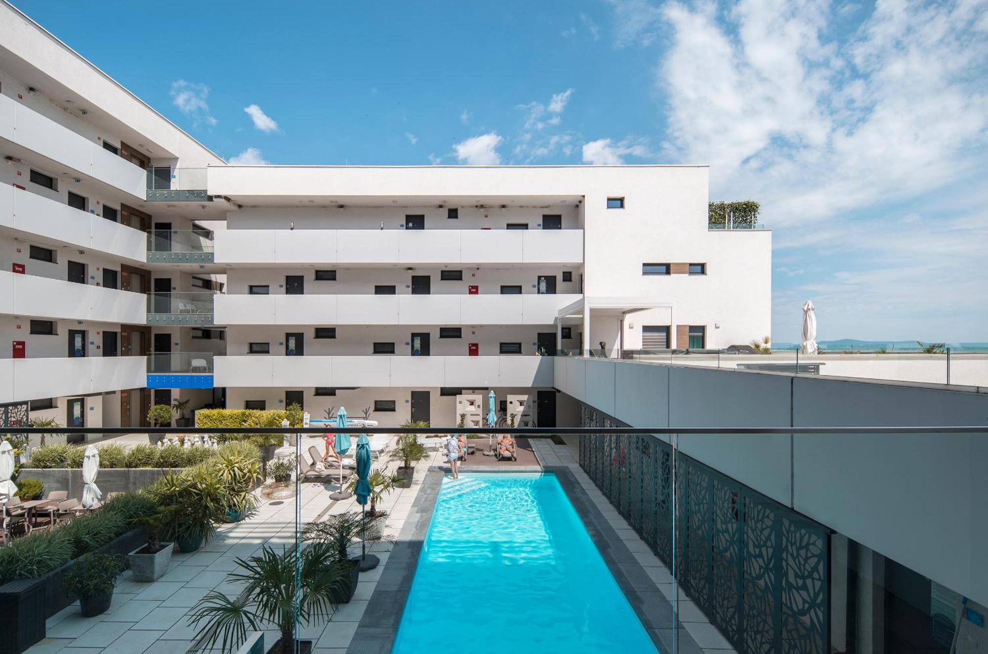 Sunset Resort - Lakeside Apartment Fonyód Εξωτερικό φωτογραφία