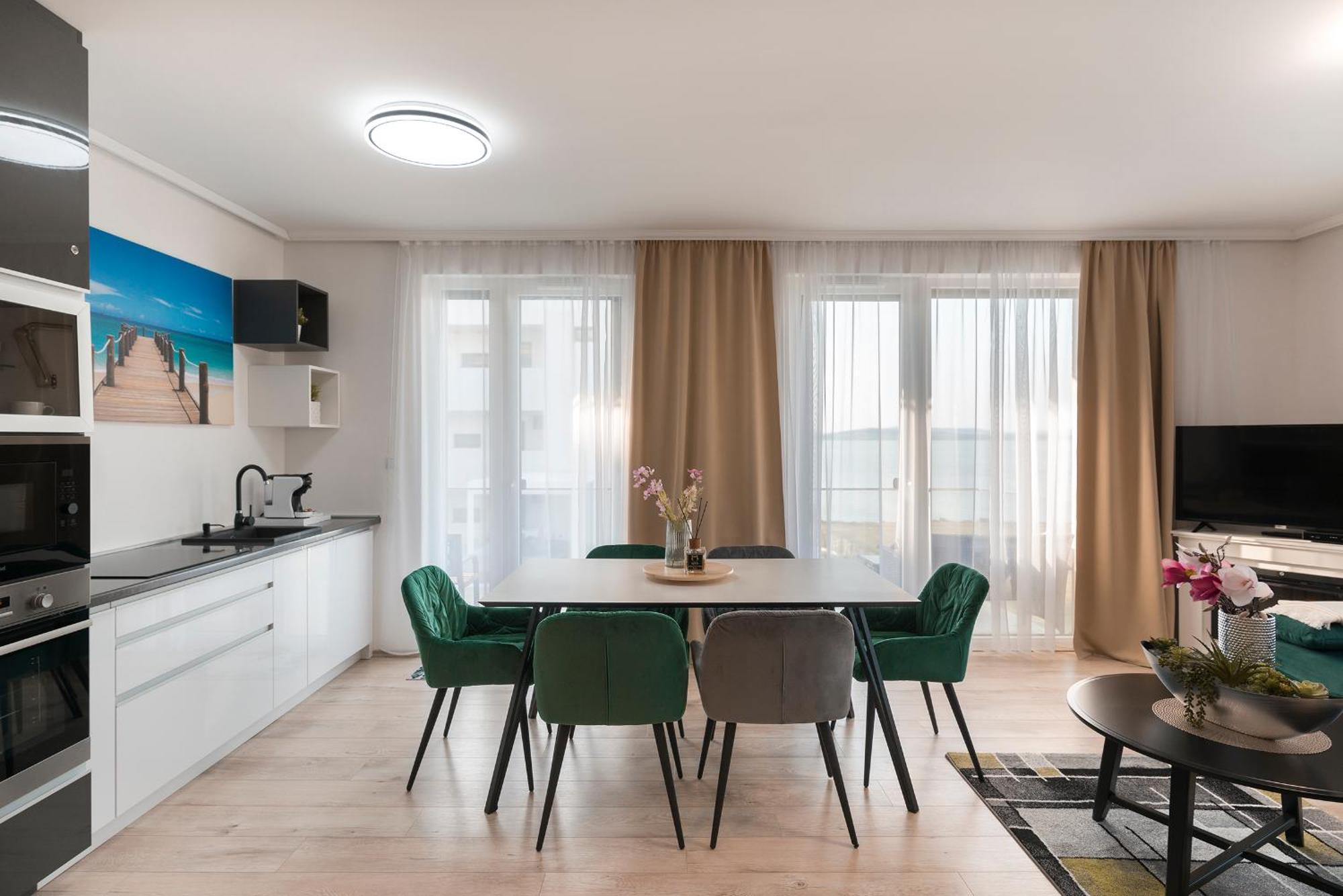 Sunset Resort - Lakeside Apartment Fonyód Εξωτερικό φωτογραφία