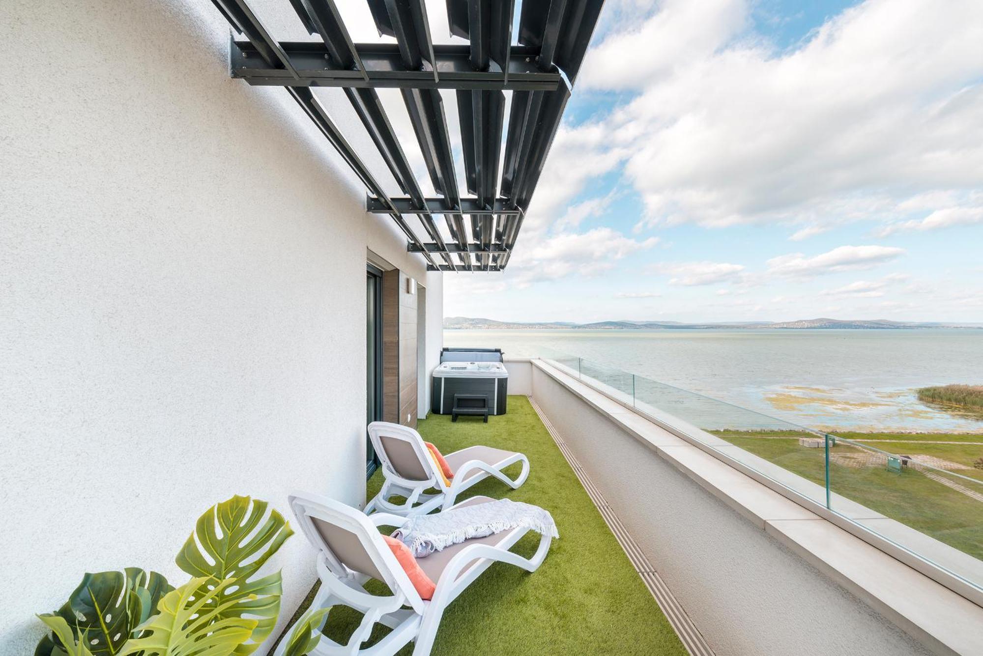 Sunset Resort - Lakeside Apartment Fonyód Εξωτερικό φωτογραφία